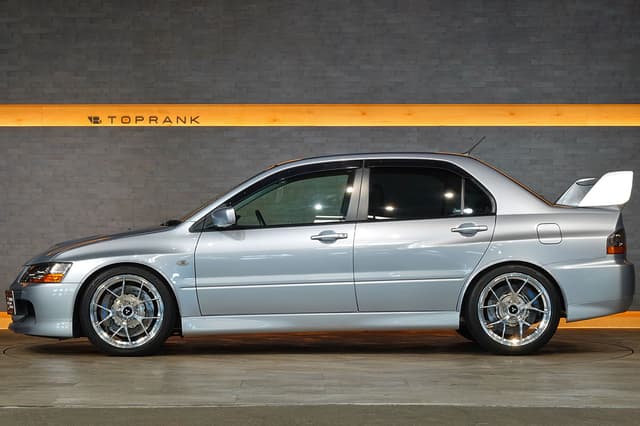 2005 Mitsubishi Lancer Evolution JDM car for sale — photo 13 of 25