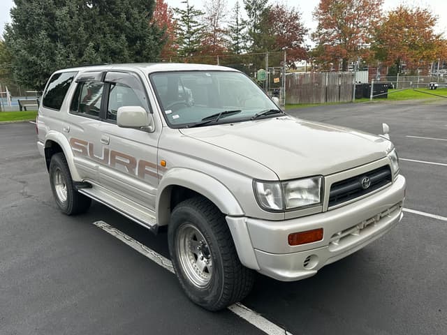 1997 Toyota Hilux Surf JDM car for sale — photo 7 of 10