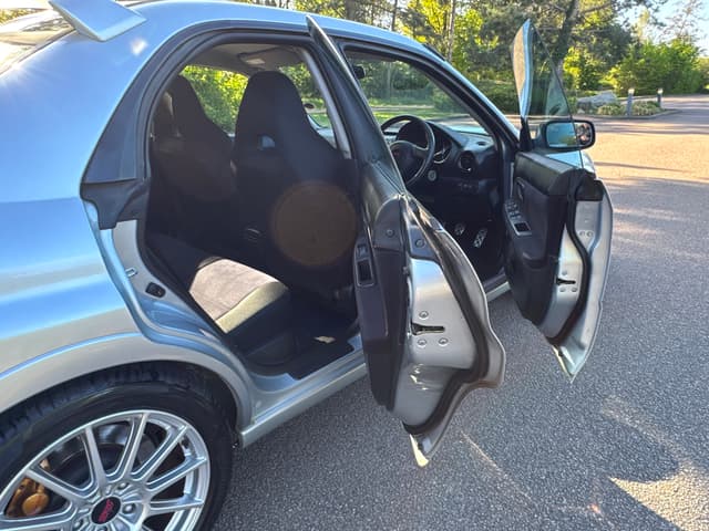 2005 Subaru Impreza JDM car for sale — photo 18 of 25