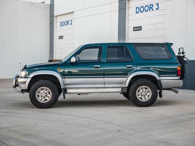1995 Toyota Hilux Surf JDM car for sale — photo 3 of 24