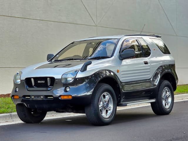 1999 Isuzu JDM car for sale — photo 18 of 25