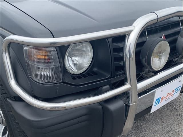 1992 Mitsubishi Pajero JDM car for sale — photo 6 of 25