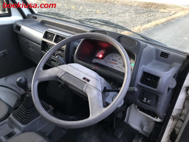 1997 Mitsubishi Minicab JDM car for sale — photo 13 of 24