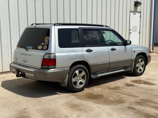 1997 Subaru Forester JDM car for sale — photo 3 of 19