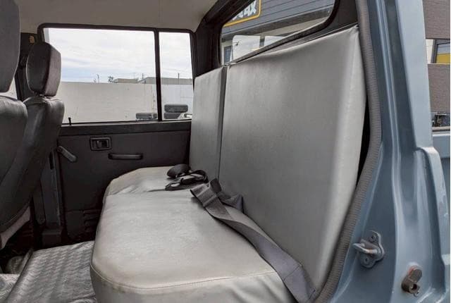 1996 Nissan Safari JDM car for sale — photo 14 of 25
