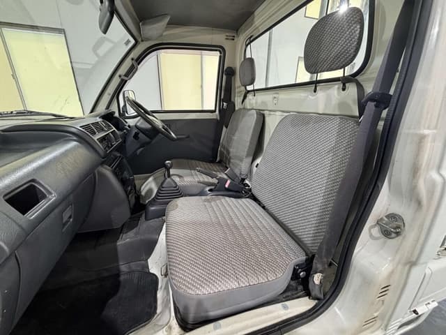 2000 Daihatsu Hijet JDM car for sale — photo 9 of 25
