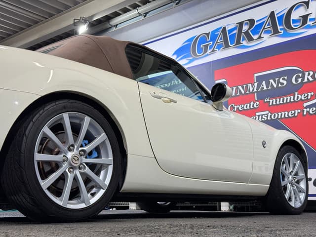 2005 Mazda Roadster (Eunos Roadster / MX-5) JDM car for sale — photo 19 of 25