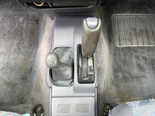 1997 Toyota Hilux JDM car for sale — photo 17 of 19