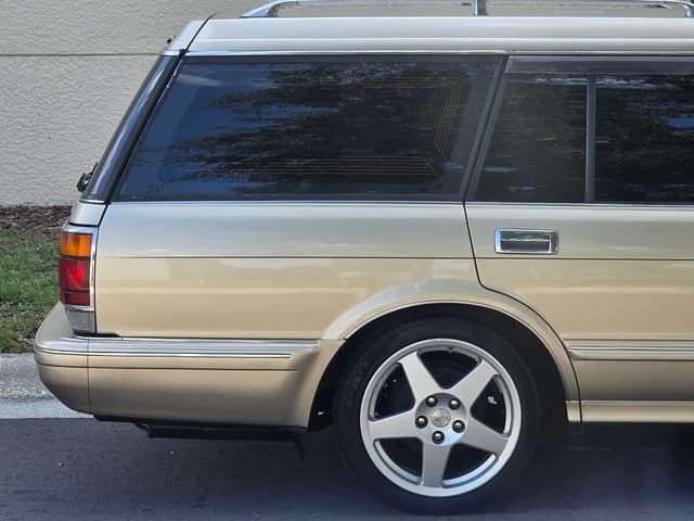 1994 Toyota Crown JDM car for sale — photo 20 of 25