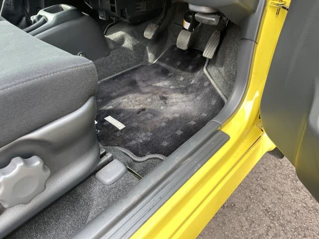 2004 Suzuki Swift JDM car for sale — photo 14 of 17