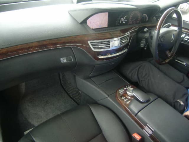 2008 Mercedes-Benz S-Class JDM car for sale — photo 3 of 8