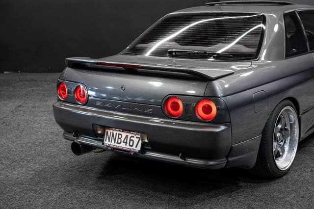 1991 Nissan Skyline JDM car for sale — photo 15 of 19