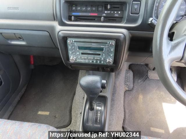 2001 Suzuki Jimny JDM car for sale — photo 21 of 25