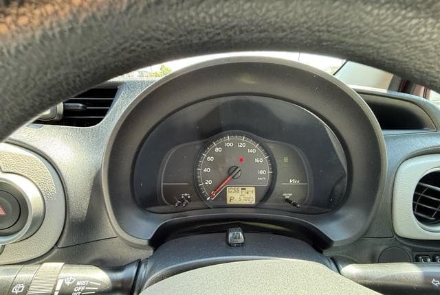 2011 Toyota Vitz JDM car for sale — photo 21 of 25