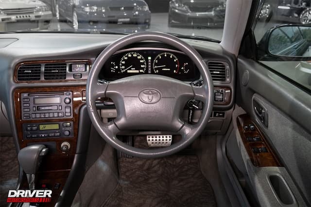 1998 Toyota Mark II JDM car for sale — photo 3 of 25