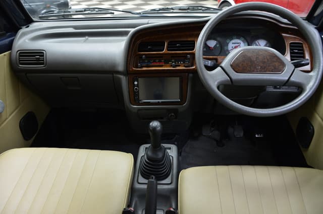 1997 Suzuki Every JDM car for sale — photo 20 of 25