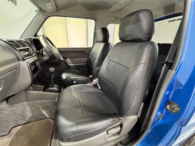 2000 Suzuki Jimny JDM car for sale — photo 12 of 25