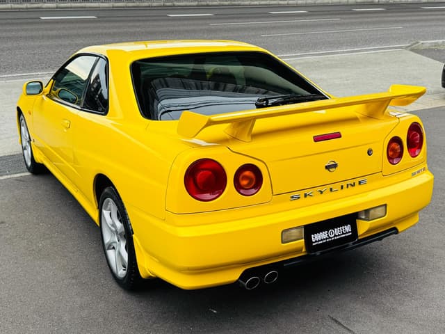 1998 Nissan Skyline JDM car for sale — photo 15 of 25