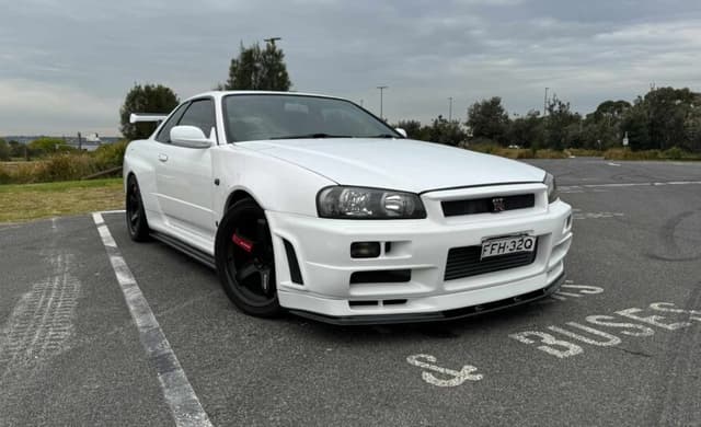 1999 Nissan Skyline JDM car for sale — photo 5 of 10