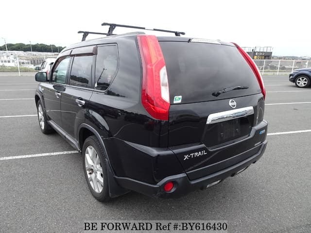 2010 Nissan X Trail JDM car for sale — photo 3 of 25