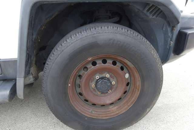 2011 Toyota Fj Cruiser JDM car for sale — photo 15 of 25