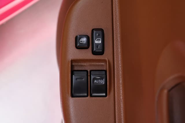 2000 Toyota Will JDM car for sale — photo 24 of 25