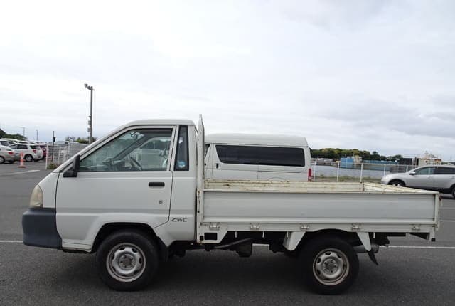 2002 Toyota Lite Ace JDM car for sale — photo 2 of 25