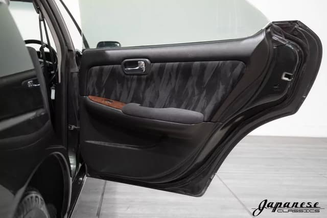 1997 Nissan Laurel JDM car for sale — photo 21 of 25