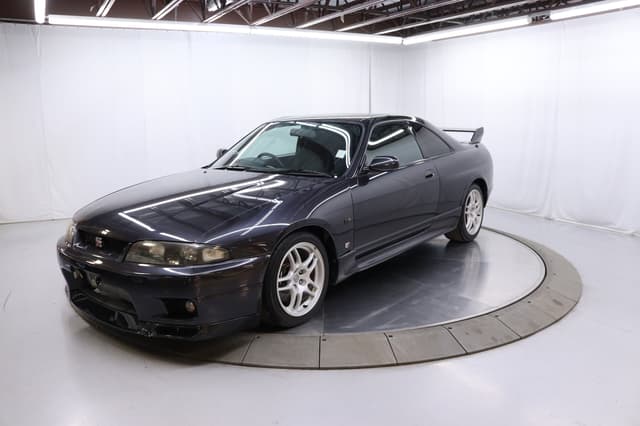 1995 Nissan Skyline JDM car for sale — photo 2 of 25