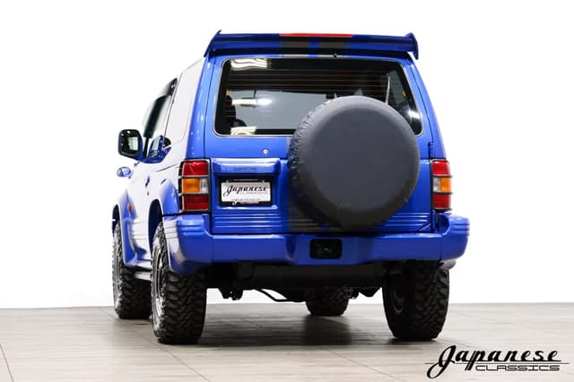 1997 Mitsubishi Pajero JDM car for sale — photo 6 of 25