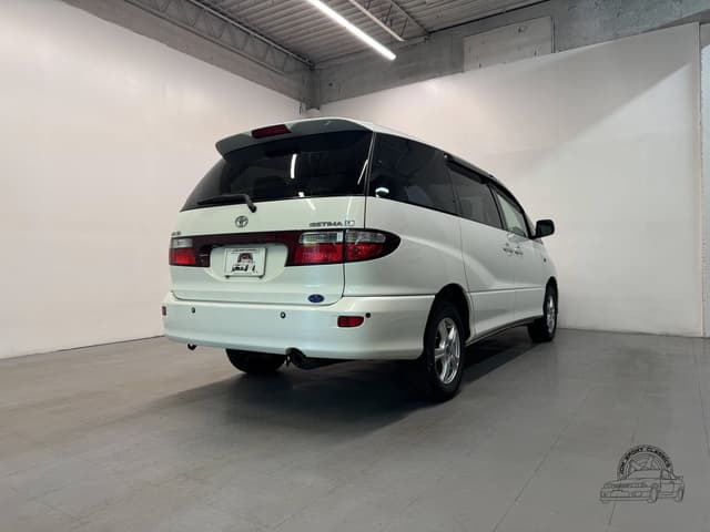 2001 Toyota Estima JDM car for sale — photo 14 of 25