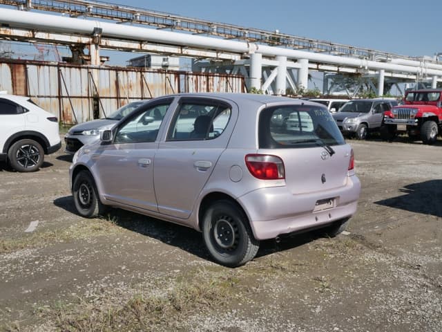 1999 Toyota Vitz JDM car for sale — photo 7 of 25