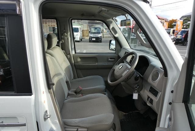 2011 Suzuki Every JDM car for sale — photo 22 of 25