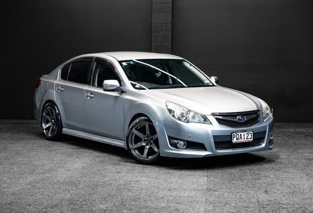 2009 Subaru Legacy JDM car for sale — photo 10 of 18