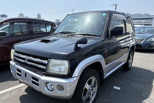 2007 Mitsubishi Pajero Mini JDM car for sale — photo 3 of 25