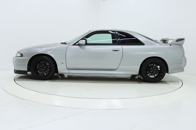 1997 Nissan Skyline JDM car for sale — photo 7 of 25