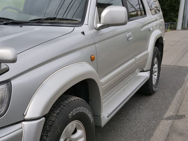 2001 Toyota Hilux Surf JDM car for sale — photo 9 of 25