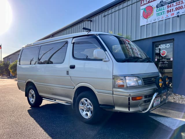 1994 Toyota HiAce JDM car for sale — photo 13 of 19