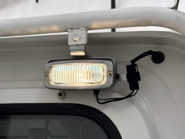 2001 Daihatsu Hijet JDM car for sale — photo 6 of 25
