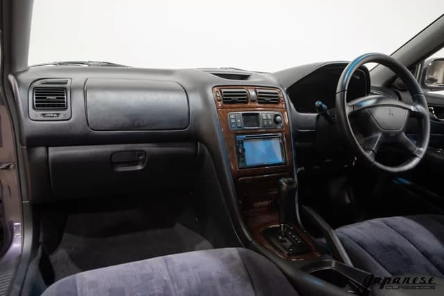 1997 Mitsubishi Galant JDM car for sale — photo 9 of 25