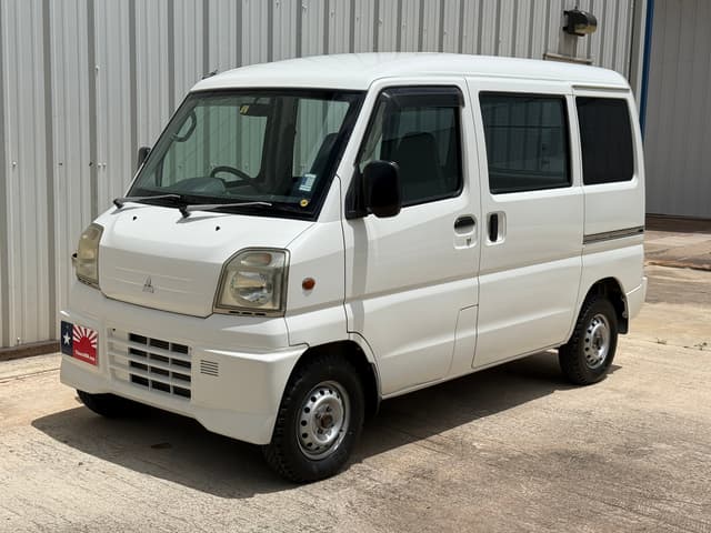2000 Mitsubishi Minicab JDM car for sale — photo 6 of 20