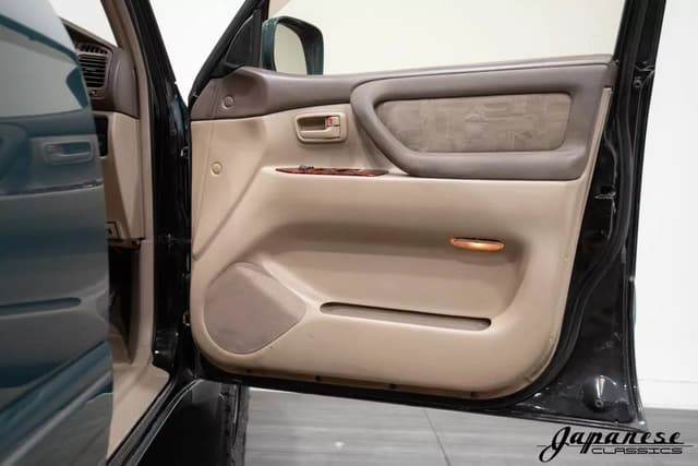 1998 Toyota Land Cruiser JDM car for sale — photo 19 of 25