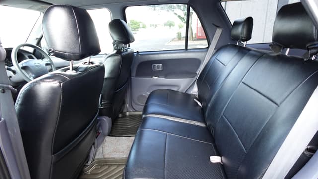 1998 Toyota Hilux Surf JDM car for sale — photo 15 of 16
