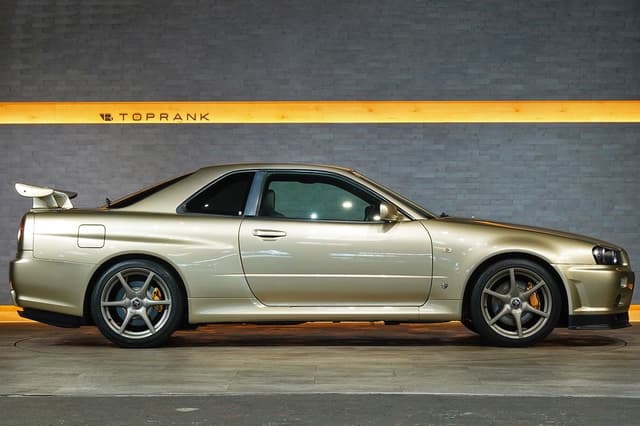 2002 Nissan Skyline JDM car for sale — photo 19 of 25