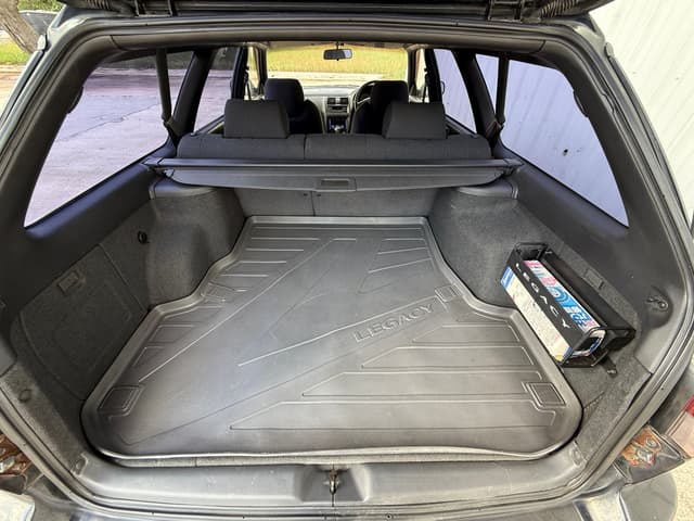 1996 Subaru Legacy JDM car for sale — photo 15 of 23