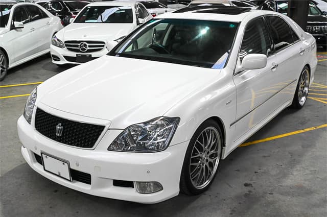 2007 Toyota Crown JDM car for sale — photo 6 of 25