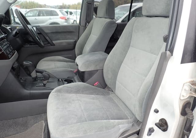 2001 Mitsubishi Pajero JDM car for sale — photo 4 of 6
