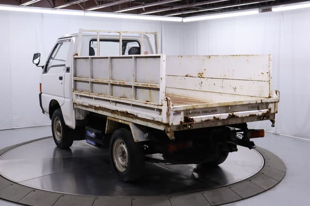 1997 Mitsubishi Delica JDM car for sale — photo 5 of 25