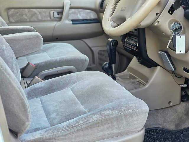 2000 Isuzu Bighorn JDM car for sale — photo 19 of 24
