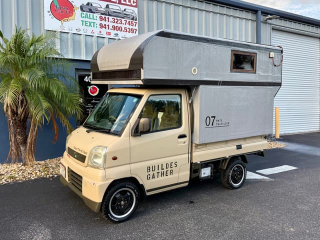 2000 Mitsubishi Minicab JDM car for sale — photo 9 of 21
